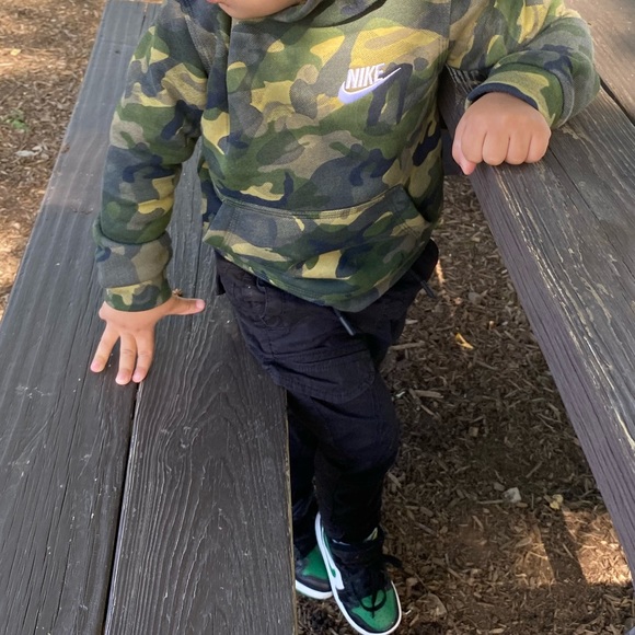 Nike Other - Nike Camo Hoodie